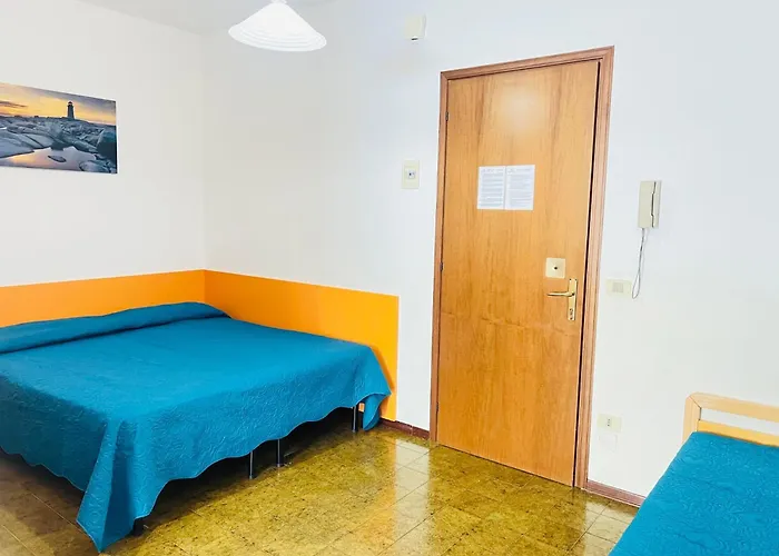 Practical In A Pool Paradise アパート *